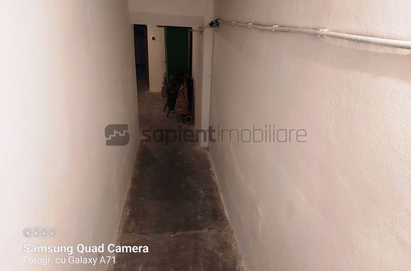 Casa cu 4 camere in zona Armatei Romane - Poză 20