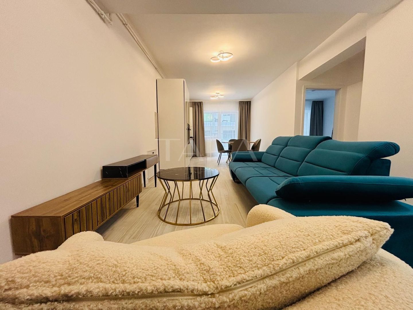 | Apartament mobilat cu 2 camere | Terra | 55 mp | - Poză 2