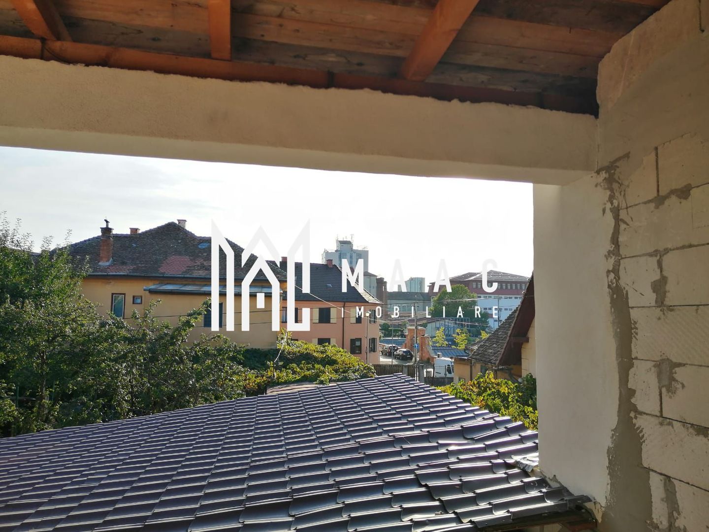 Casa individuala | Zona centrala | Curte generoasa - Poză 2