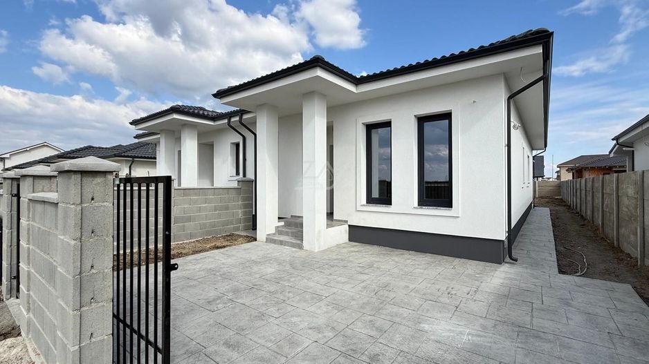 COMISION 0. Drumul Boilor - noul Lidl. Toate utilitatile. Terasa 18 mp. - Poză 2