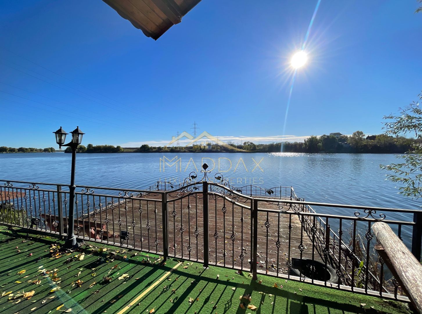 Vila 7 camere**Lake view**Ponton privat**Piscina**Teren 933 MP//Balotesti - Poză 56
