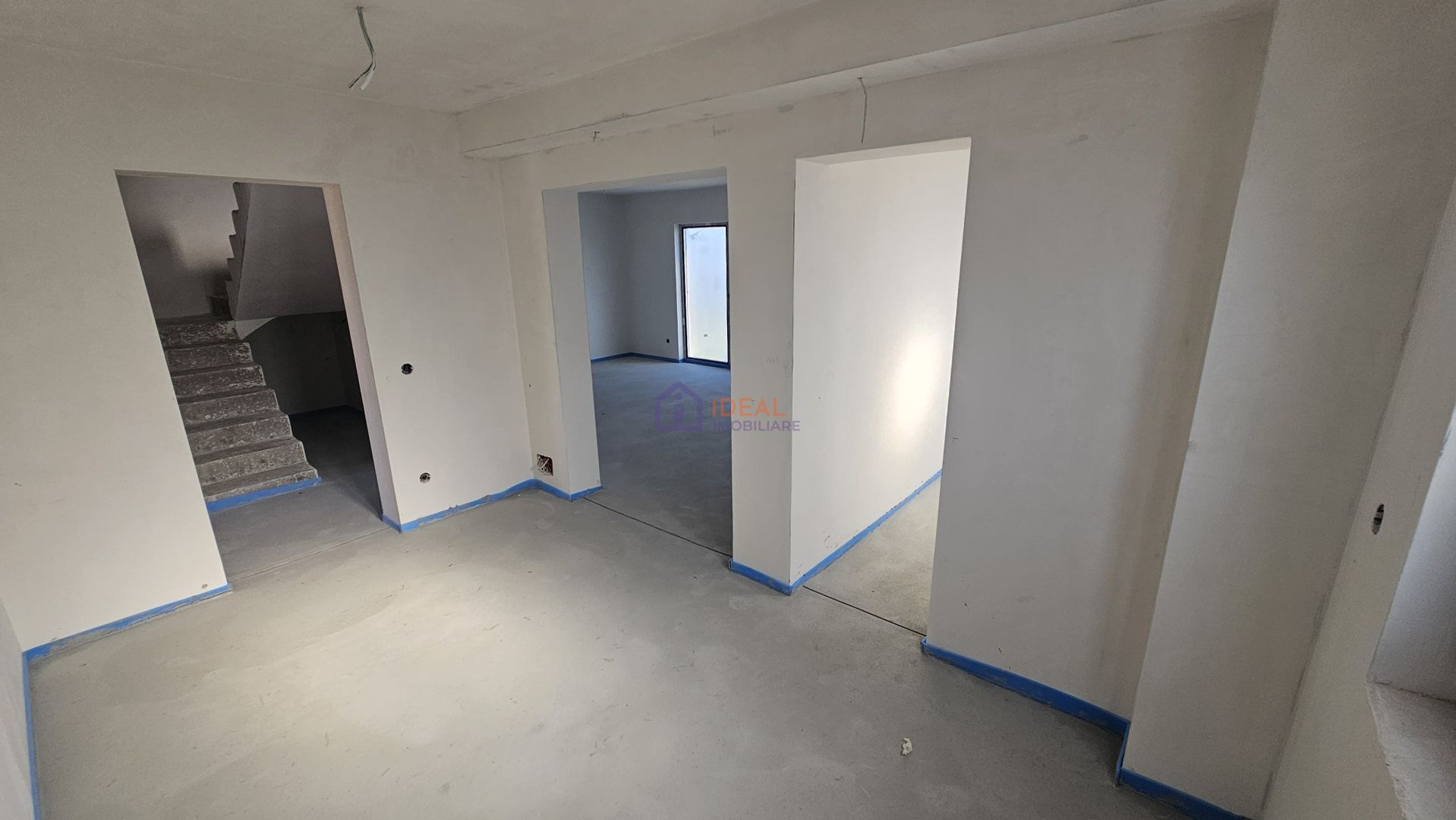 Casa Individuala Moderna cu 5 camere, si 350 mp de curte, in Sura Mica - Poză 3