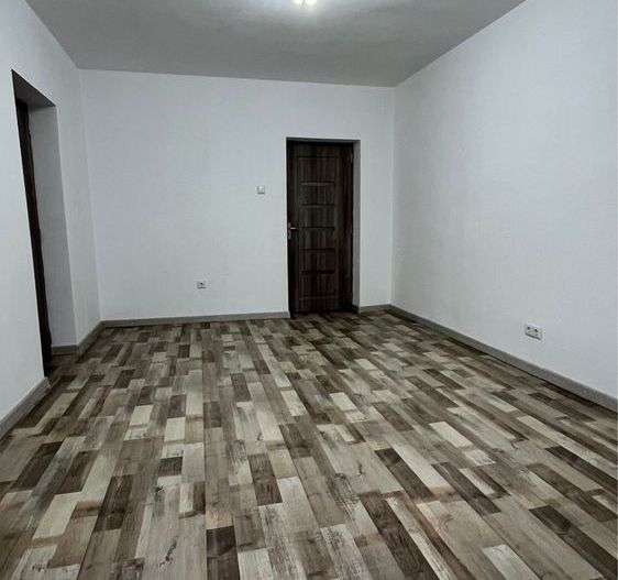 Apartament de vanzare - Poză 5