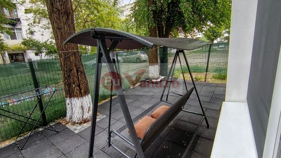 De vanzare apartament 3 camere – Micro 40 – Parter cu gradina, 58.000 euro - Poză 7