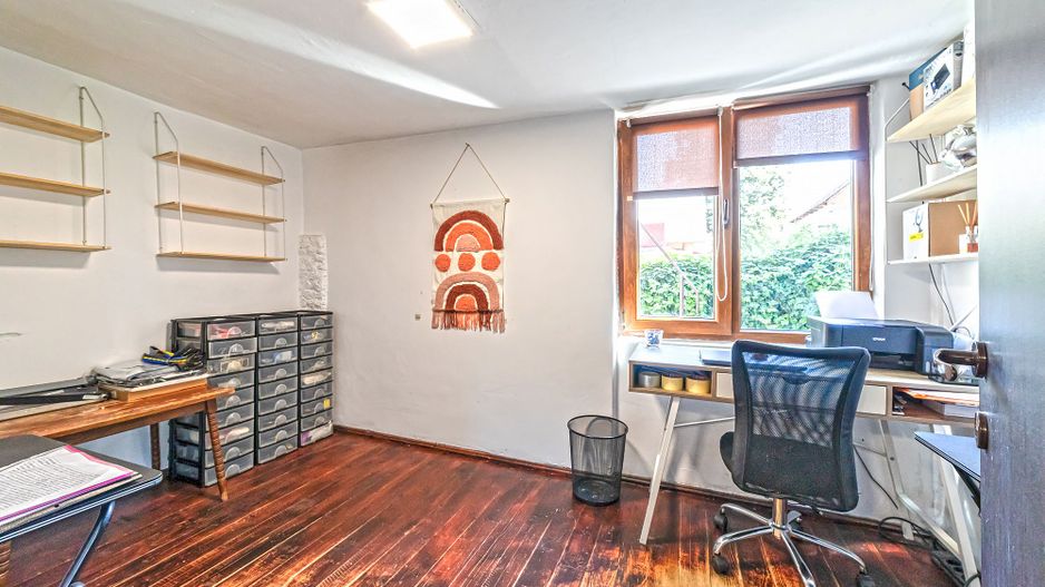 Casă într-o zonă liniștită, pe Insula Mureș - Poză 2