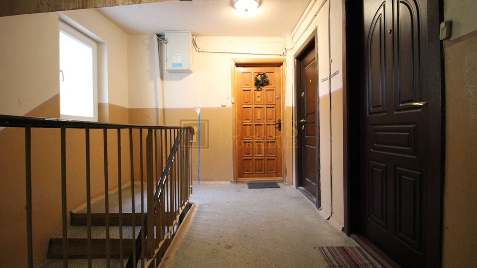 3camere, ideal pentru cei ce doresc sa renoveze de la zero un apartament. - Poză 2