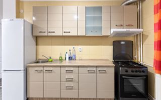 Apartament 3 camere | Decomandat | str Louis Pasteur | 10min UMF - Poză 2