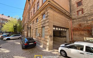 Spațiu ultracentral, 63 mp, CF propriu, Bulevardul Revoluției - Poză 1