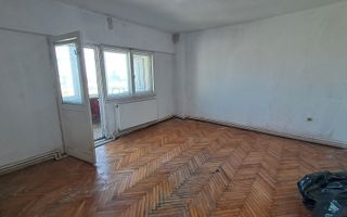 Apartament 4 camere | Etajul 10 | Zona Micro 16 - Poză 3