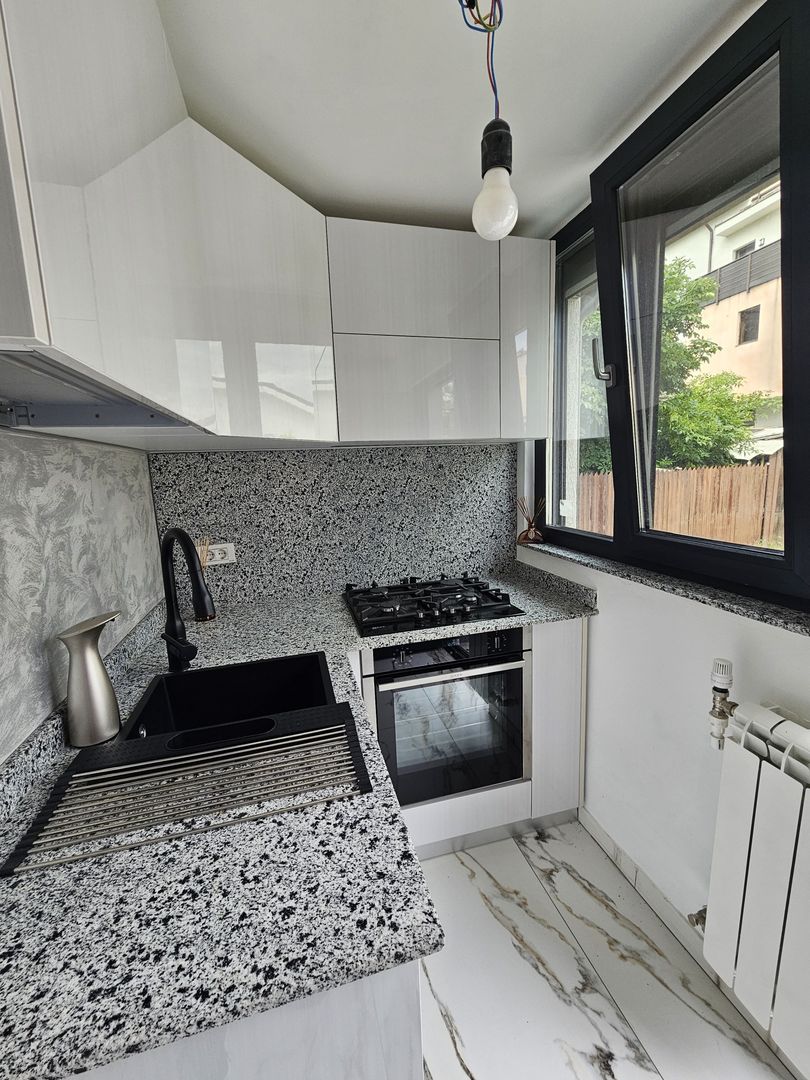 NOU -Casa la cheie sos Chitilei / blvd Laminorului - Poză 17