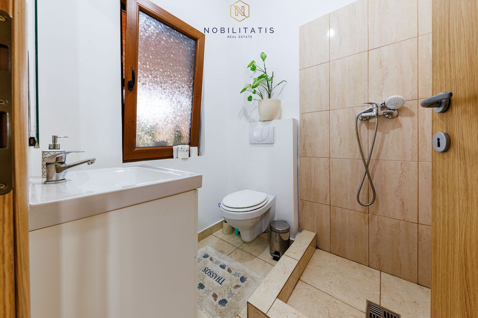 Cartierul Europa - Casa frumoasa, super spatioasa cu 5 camere | Com 0% - Poză 37