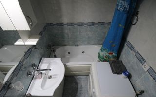 O camera langă Iulius Mall,  bucătărie închisă - Poză 7