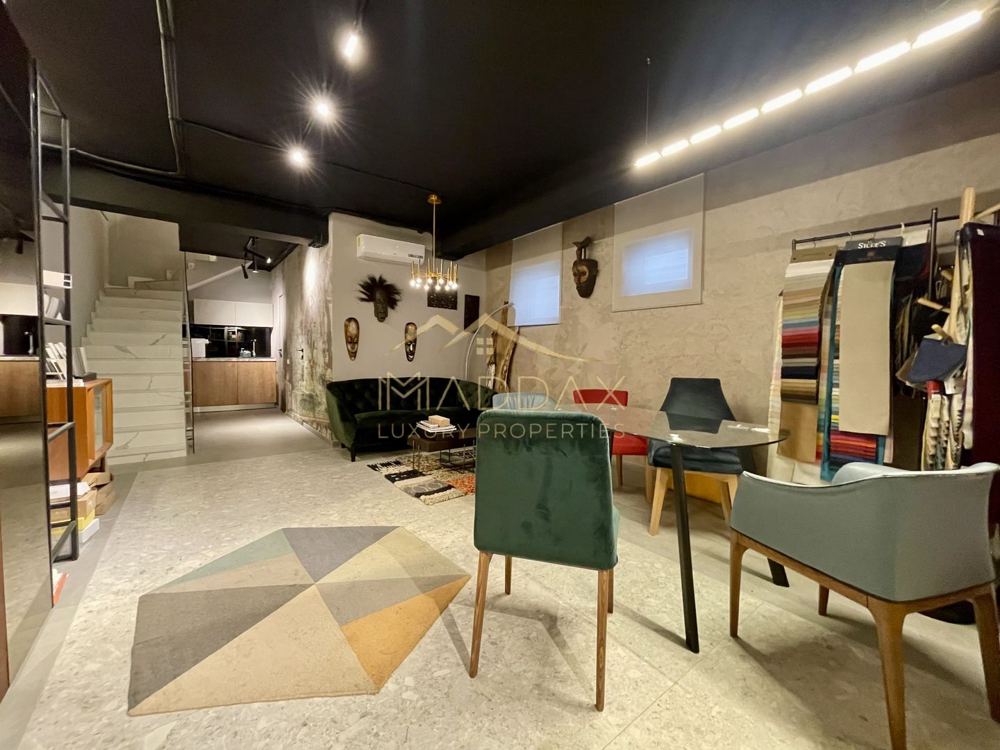 Duplex 3 camere//Birou***Showroom***DOMENII//PARTER+ Demisol - Poză 1
