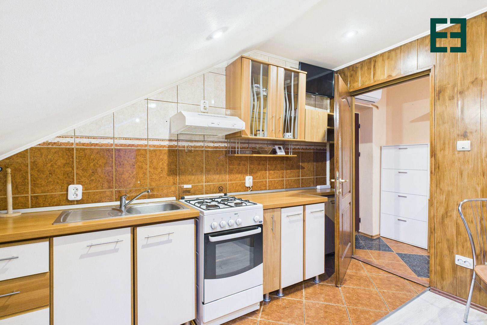 Apartament 2 camere la mansardă – zona Aradului, Timișoara - Poză 1