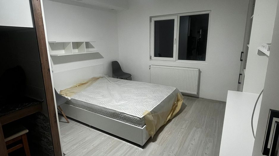 Garsonieră modernă, etaj 3, totul nou, aproape metrou 1 Decembrie - Poză 2