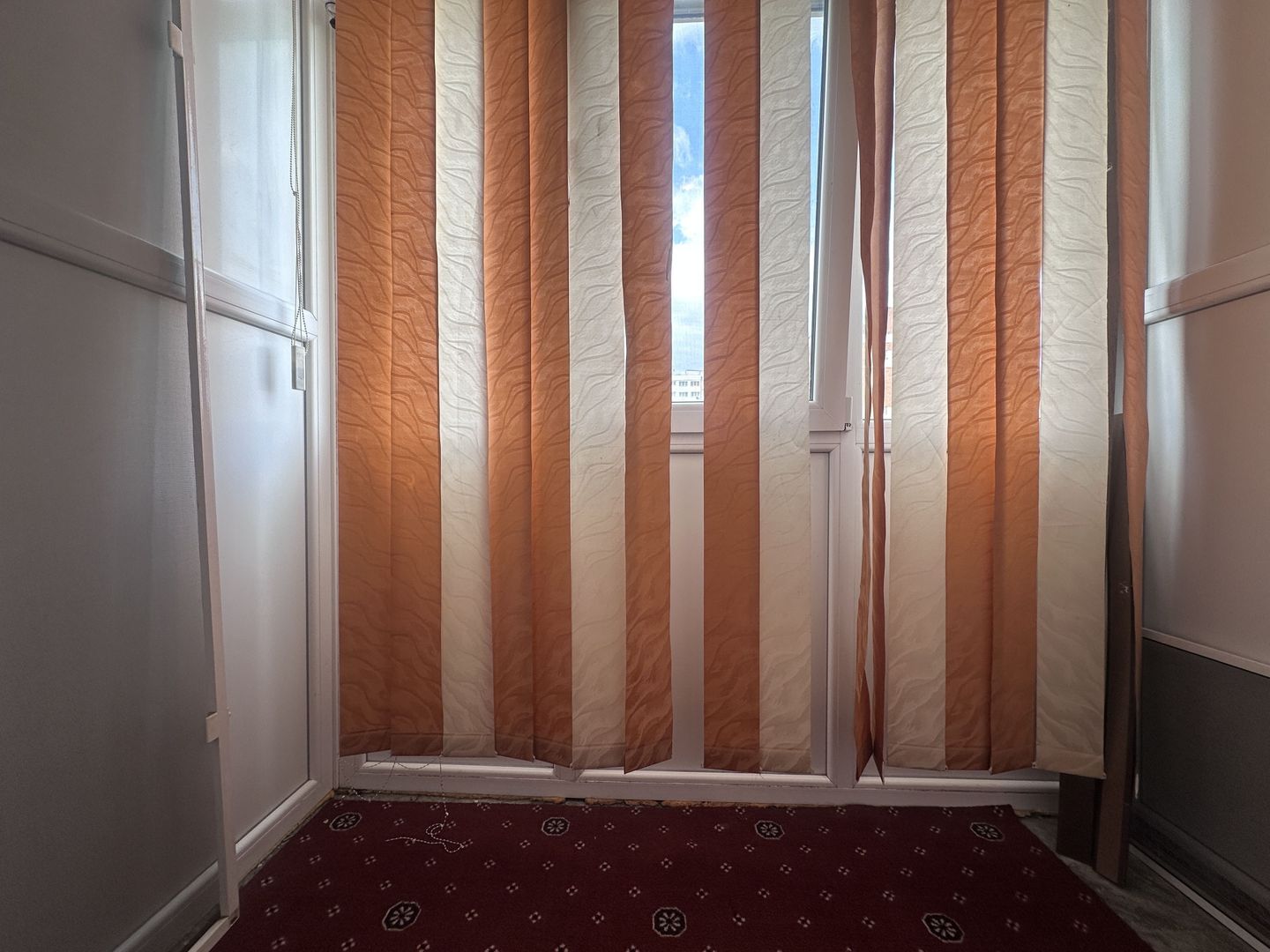 Curat si luminos! Se inchiriaza apartament cu 2 camere -Targoviste-M11 - Poză 11