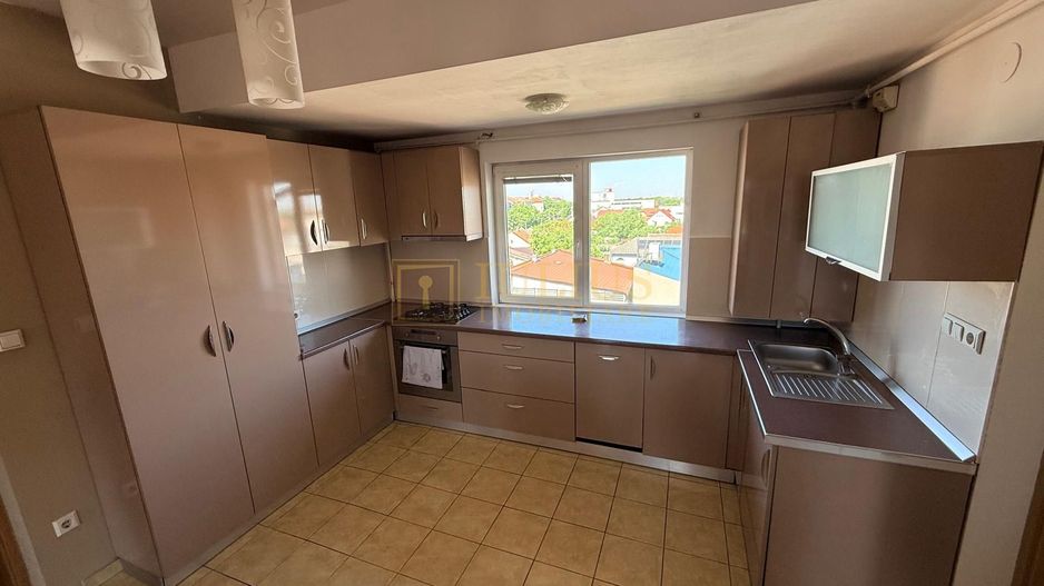 3 camere- 2 dormitoare| Zona Cetății| Centrală pe gaz| pet friendly - Poză 4