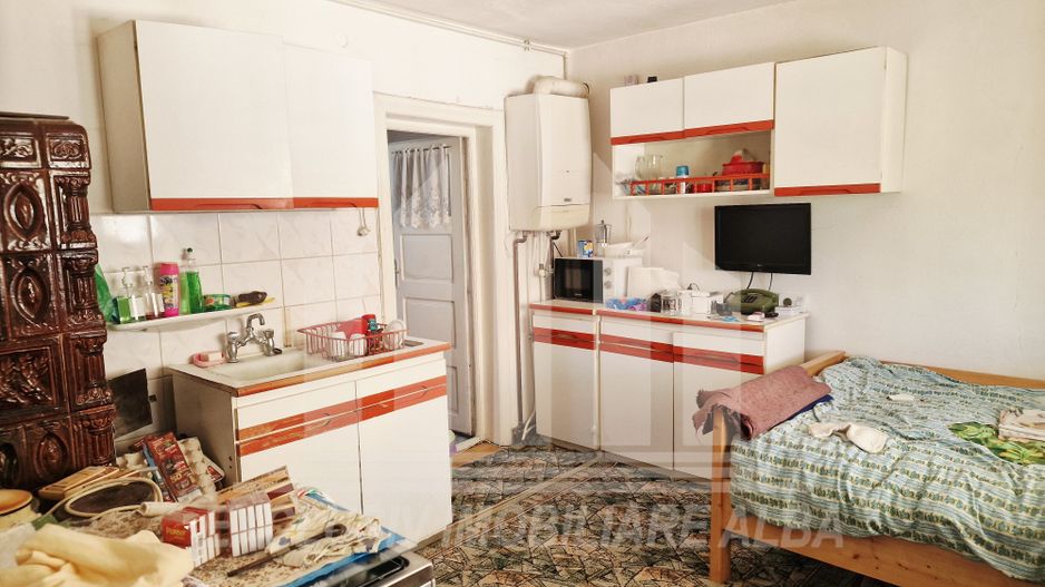 Casa cu gradina in Cricau - Poză 6