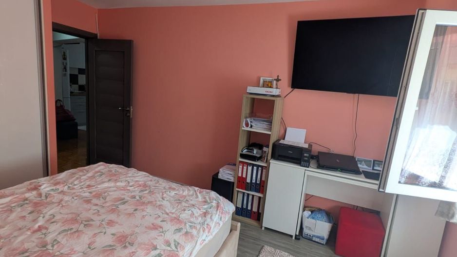 Apartament cu 2 camere decomandat de vânzare – Zona Stejarului - Poză 9