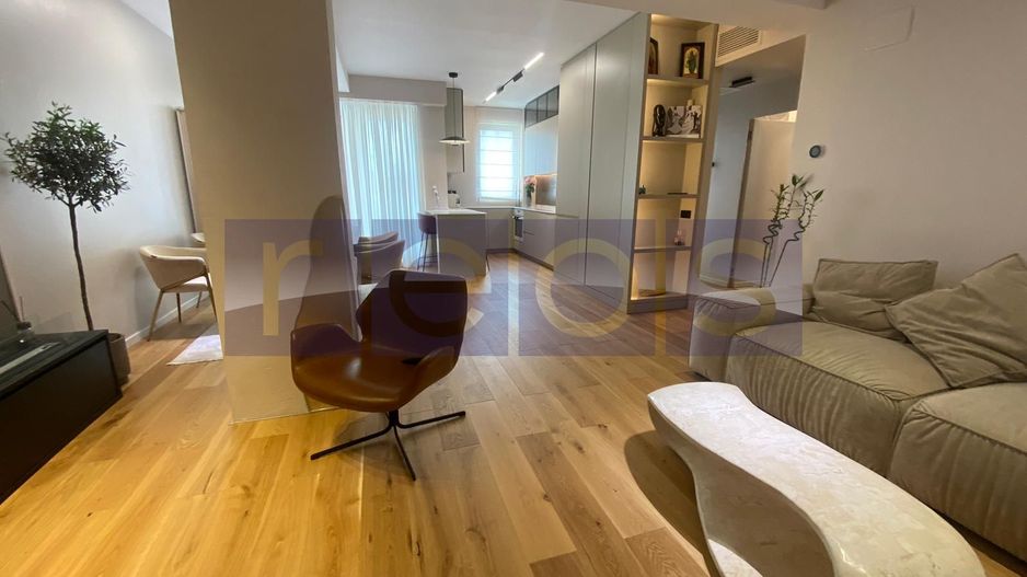 OPORTUNITATE APARTAMENT 100 MP UTILI  | 3 CAMERE | ZONA HERĂSTRĂU - Poză 2