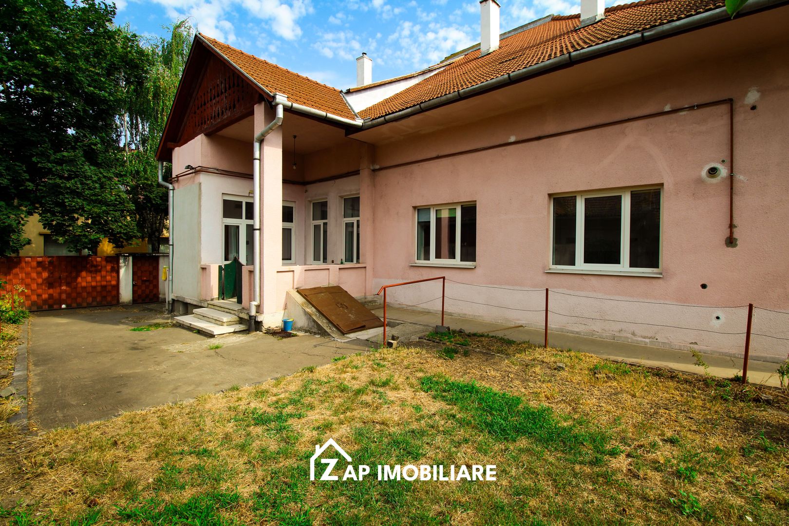 Casa individuala - 140 mp - 5 camere - Central - Str Avram Iancu - Poză 1
