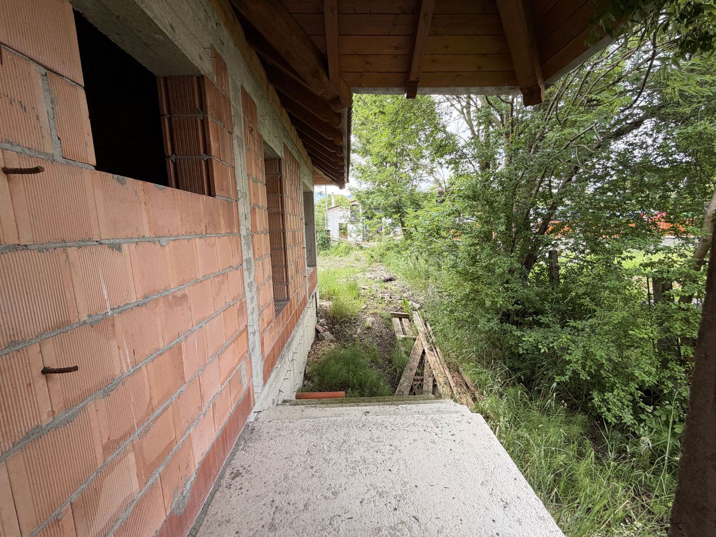 Casă de vânzare 260 mp utili + 1052 mp teren in centrul orasului Covasna - Poză 17