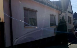 Casa Turnisor, cu teren generos 1075m2 - Poză 1