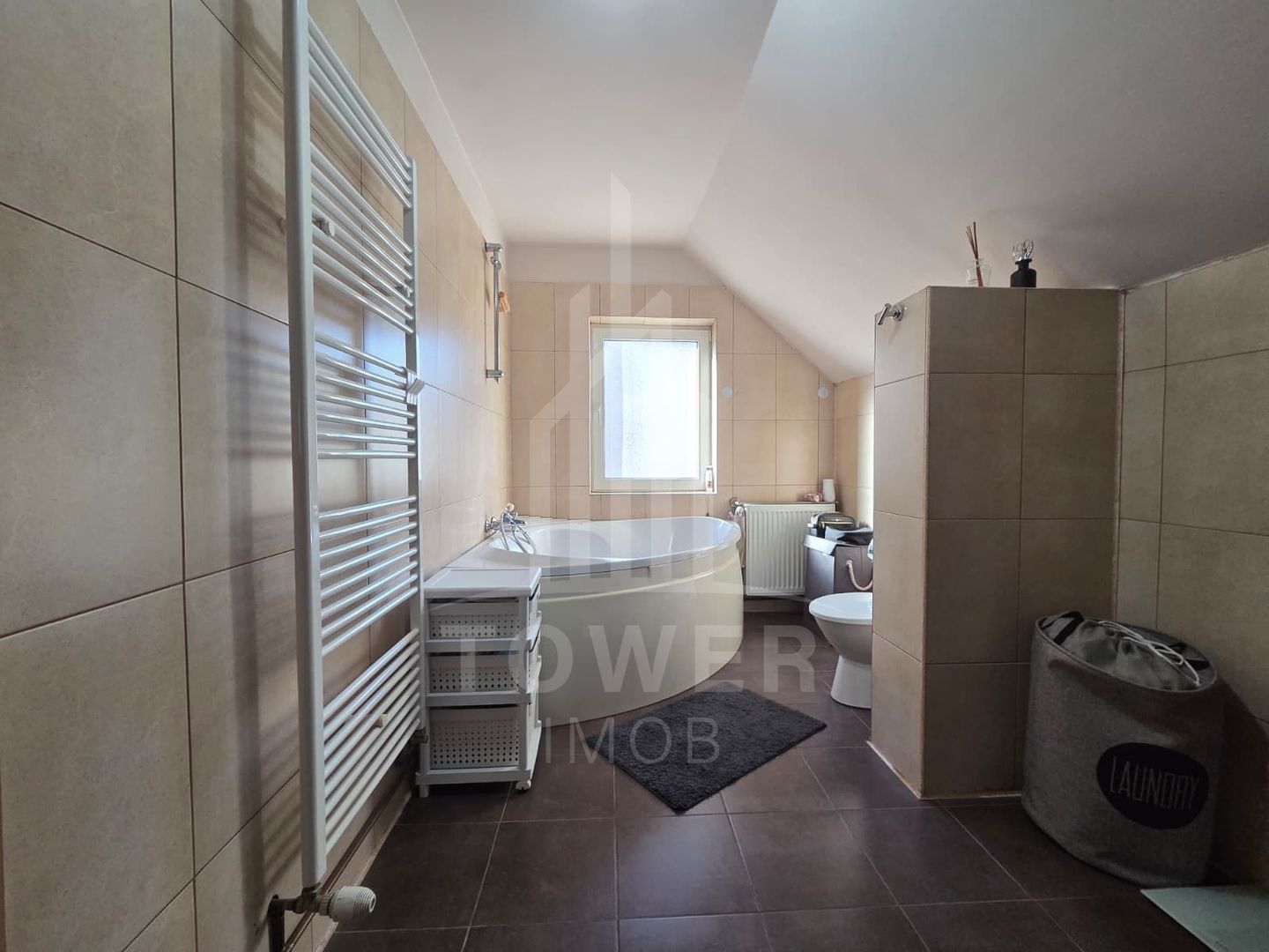 Casă modernă de vânzare în Șelimbăr – zonă Brana - Poză 23