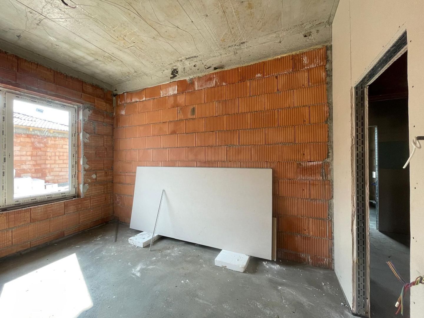 Duplex pe parter - 3 camere - zona Valery - 145.000€ - Poză 7