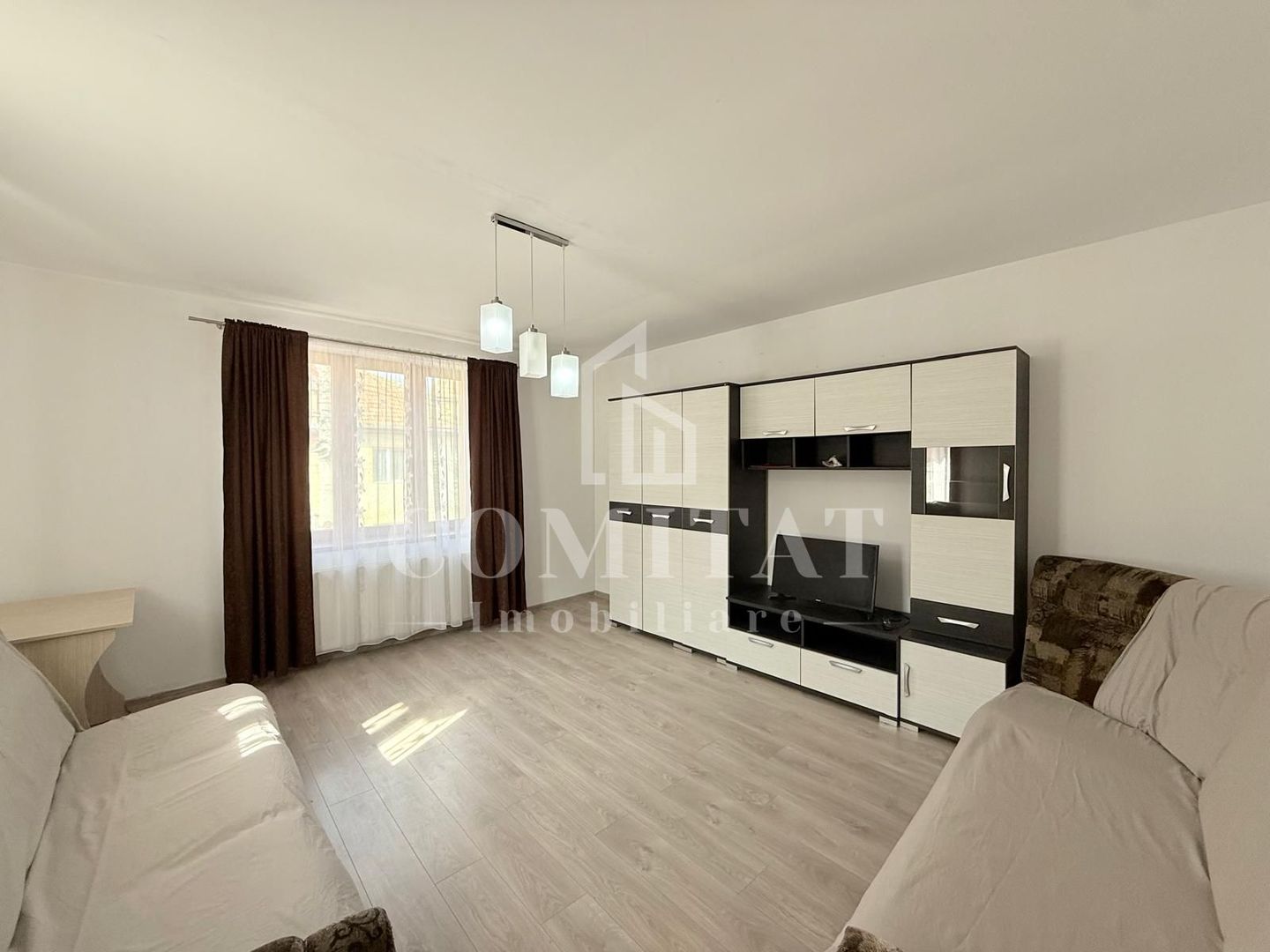 Casă individuală 4 dormitoare zona Hasdeu - Poză 1