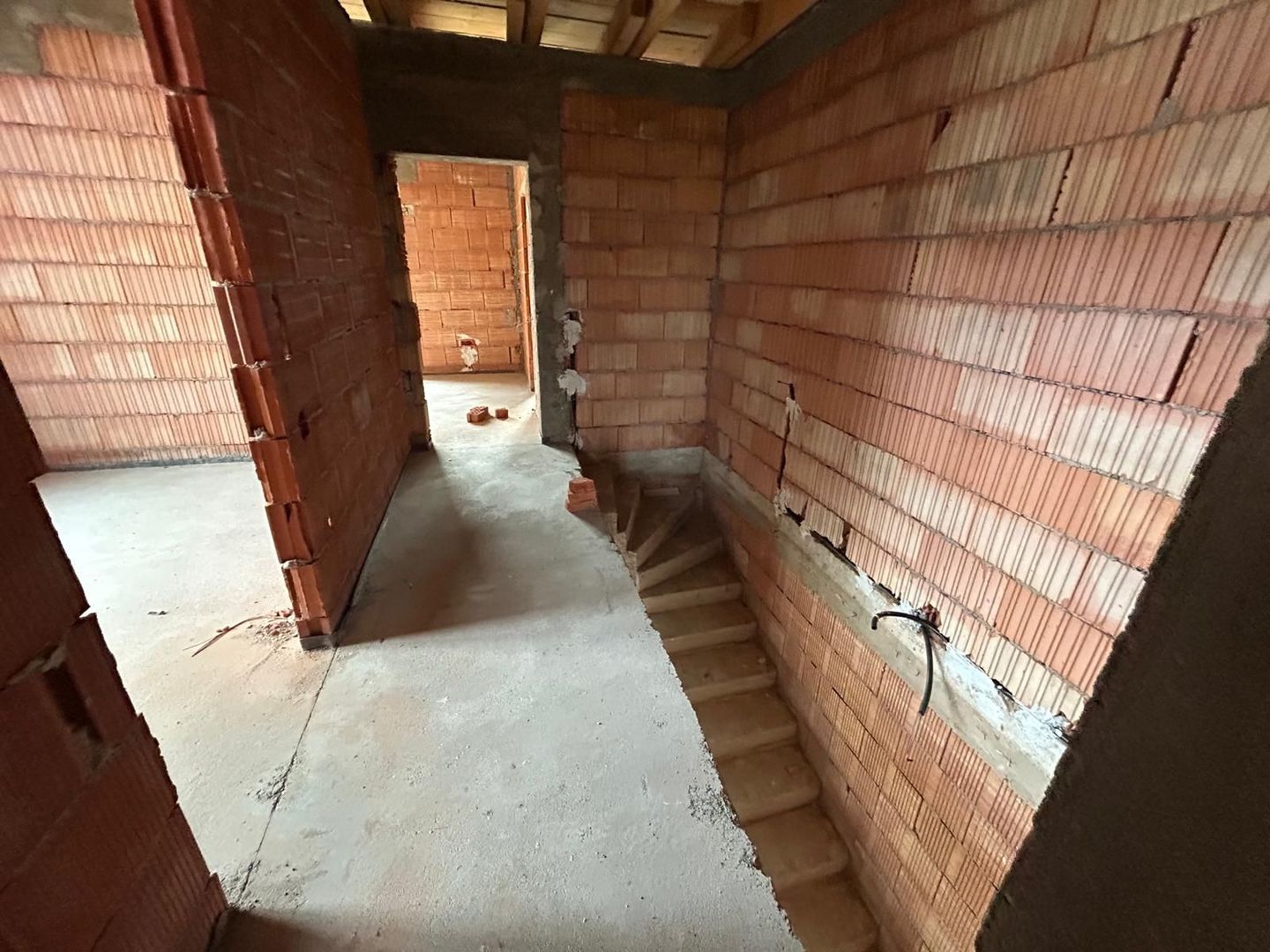 COMISION 0 | Duplex modern cu 4 camere de vânzare | Sacalaz - Poză 6