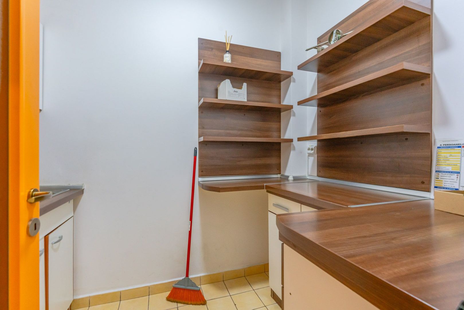 Spațiu birou individual în Brașov, Centru: 39 mp utili pe Strada N. Titulescu - Poză 15