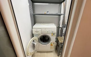 Apartament spațios cu două camere, etajul 4 cu acoperiș. - Poză 12