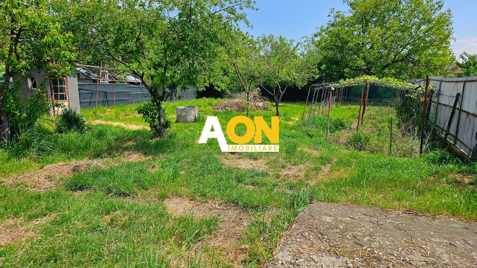 Casa S+P+M, 5 camere,  955 mp teren, zona Centru - Poză 2