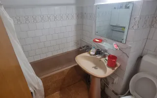Apartament cu 3 camere in zona Crangasi - Poză 13