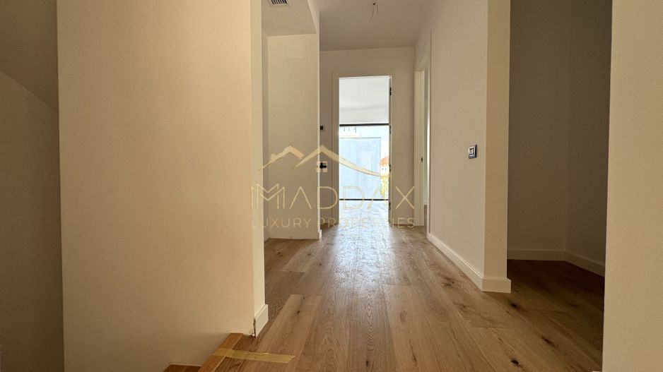 Vila cu 5 camere  *366mp* / Curte privată + piscina*315mp*/ Pipera - Lake View - Poză 21