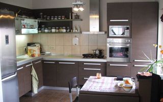 Casa tip duplex | 2 Parcari | Curte | Zona Parcul Poligon | Floresti - Poză 4