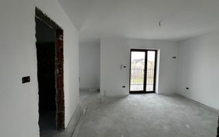 Duplex, 4 dormitoare, Mosnita, drum asfaltat, toate utilitățile - Poză 6