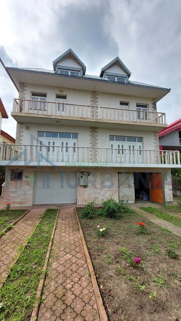 Casă/Vilă de vânzare în Copou, Iași – duplex 986 mp, teren 650 mp - Poză 1