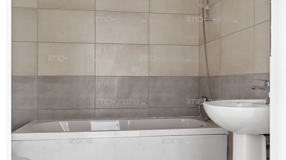 The Building 54 - Uverturii 155 - Poză 28