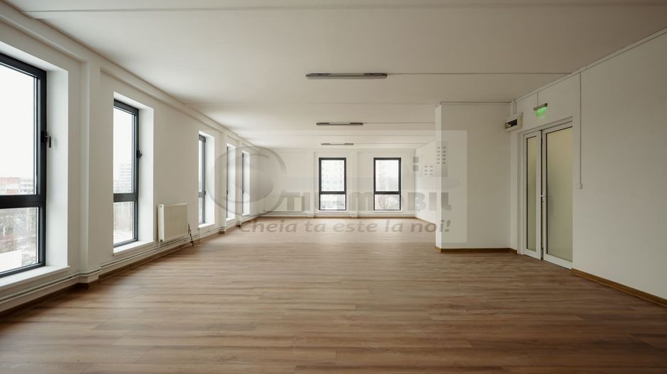 Spațiu modern de birouri în Galata - Disponibil imediat - 43mp - 650€ - Poză 7