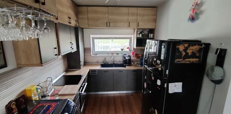 DUPLEX MOSNITA NOUA  98 MP UTILI CU 375 MP TEREN - Poză 2