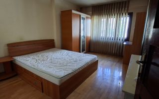 Apartament cu 3 camere - zona semicentrala - Poză 17