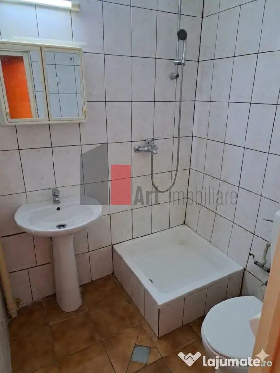 APARTAMENT 4 CAMERE -CHISINAU - Poză 3