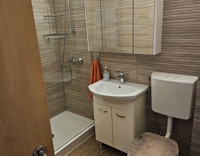 Apartament 2 camere. Piata Sudului, la 3 min. de metrou. - Poză 9