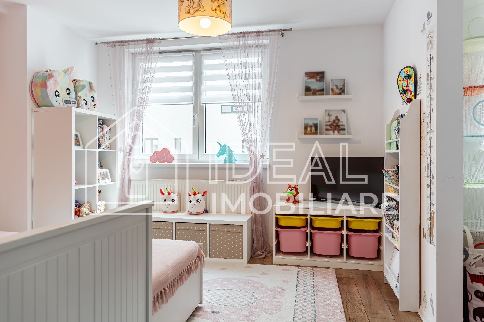 Casa Triplex cu 3 camere, Mobilat-Utilat, in Selimbar - Poză 13