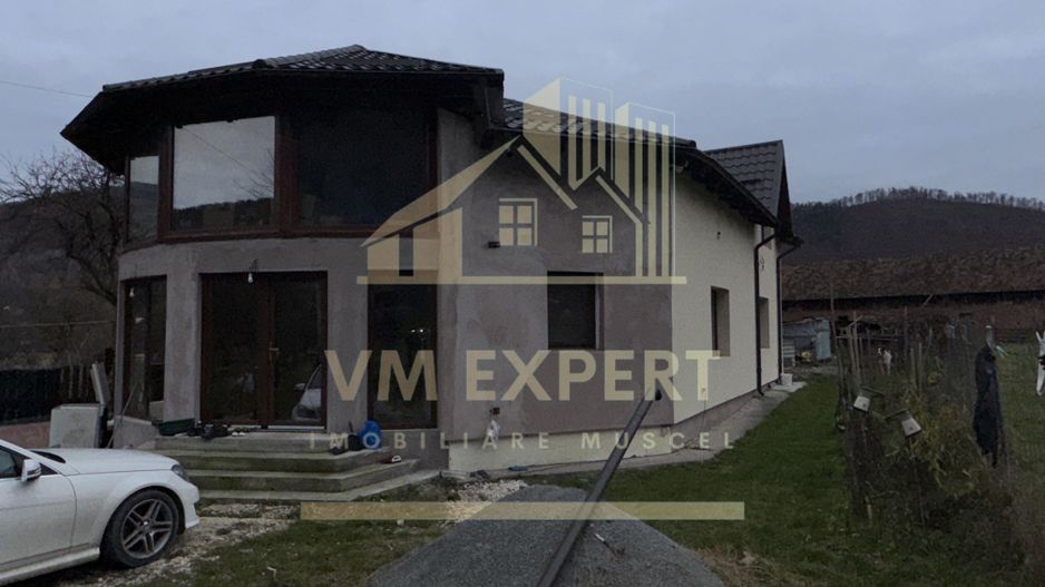 CASĂ 5 CAMERE 252 MP TEREN 1362 MP DRAGOSLAVELE ARGEȘ - Poză 28