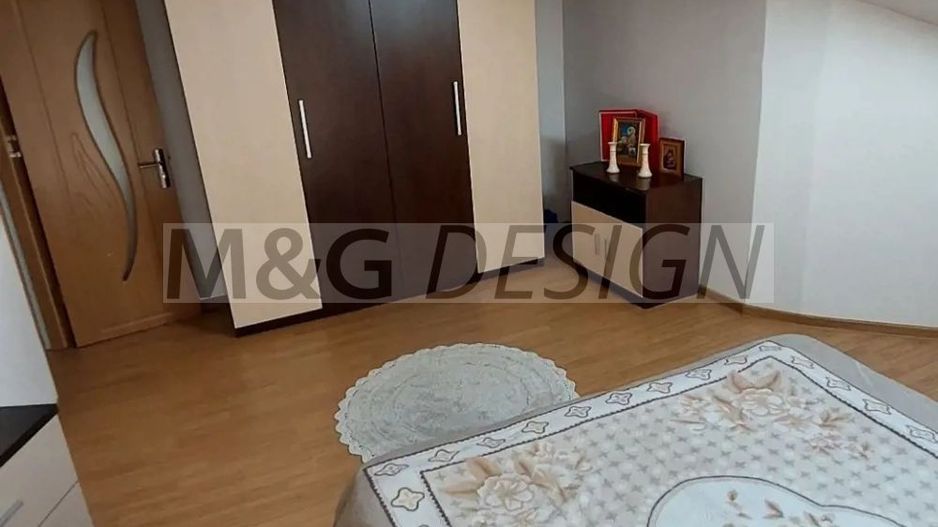 Apart 3 cam , 2 bai,  mansarda Sagului - Poză 1