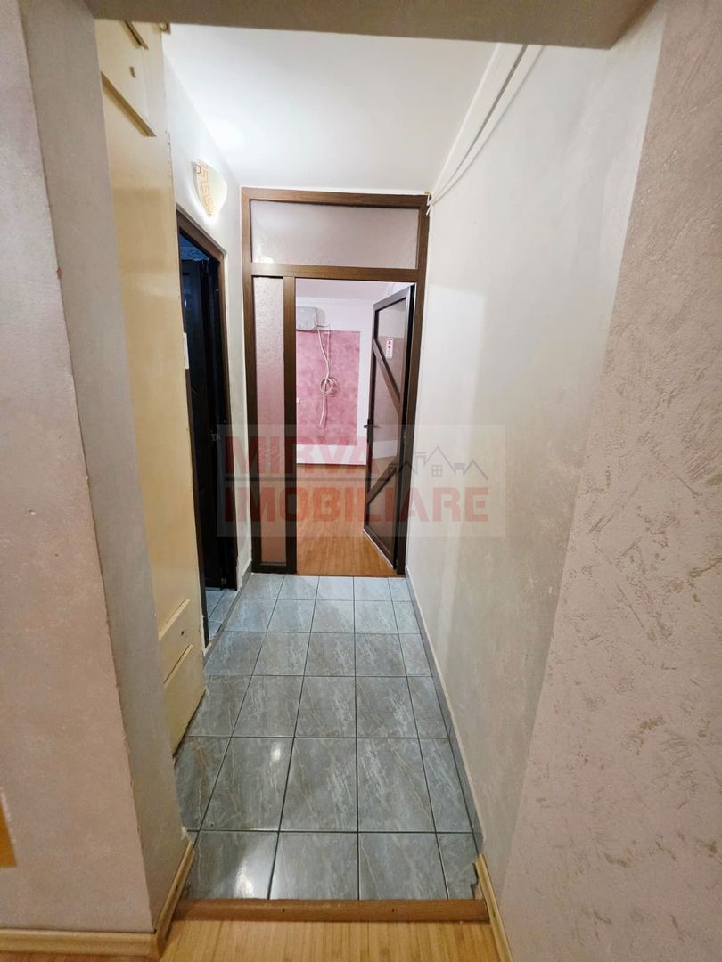 Apartament 2 camere de vanzare | Marasesti | an 1991 | Parter - Poză 13