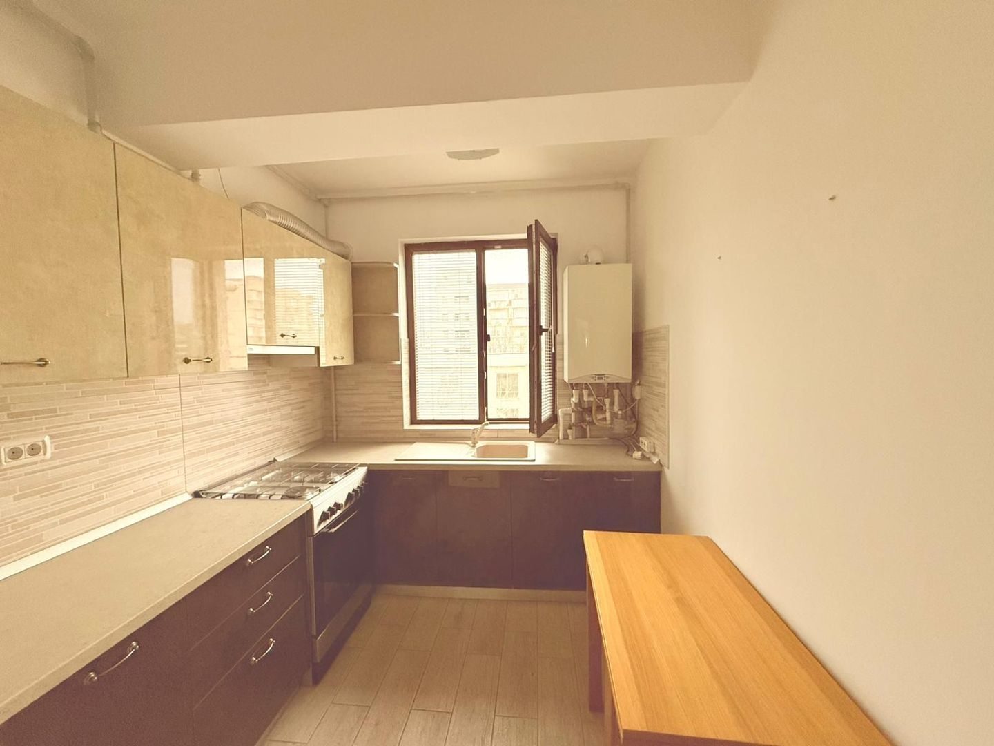 APARTAMENT DE LUX 2 CAMERE DECOMANDAT BLOC 2017 - Poză 3